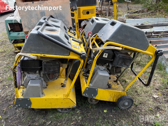 9 броя Пътно-строителни машини, снимка 10 - Индустриална техника - 52181740