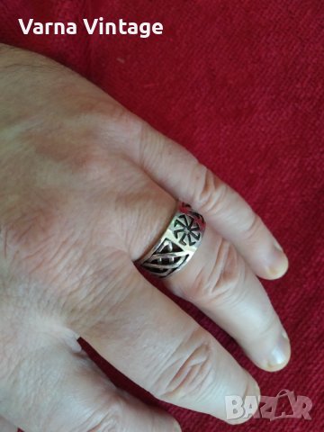 Мъжки пръстен с Коловрат (славянска свастика)., снимка 2 - Пръстени - 43570011