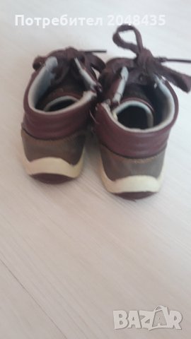 Боти, снимка 3 - Детски боти и ботуши - 32988693