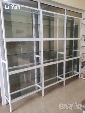 Стъклени витрини алуминиеви