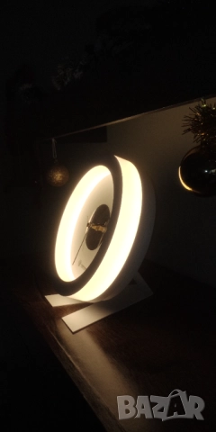 Часовник ношна лампа - Trilux, снимка 3 - Настолни лампи - 52722233