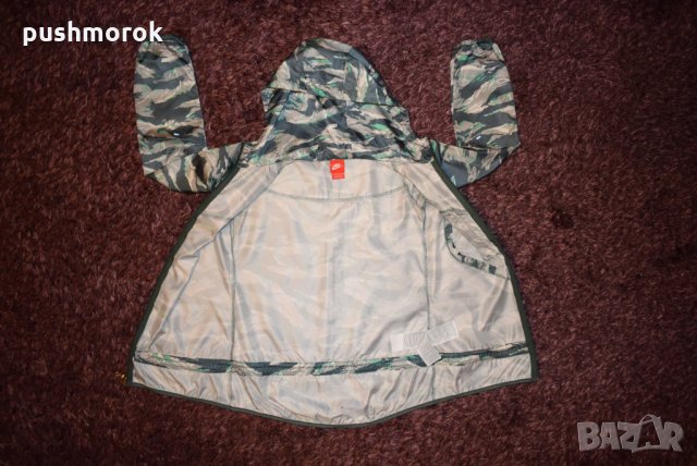 Nike Packable Camouflage trail men’s jacket Sz S, снимка 11 - Спортни дрехи, екипи - 32570922