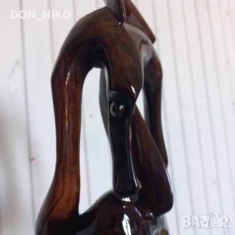 Махагонова Статуетка върху Дървена Основа, снимка 3 - Антикварни и старинни предмети - 39692228