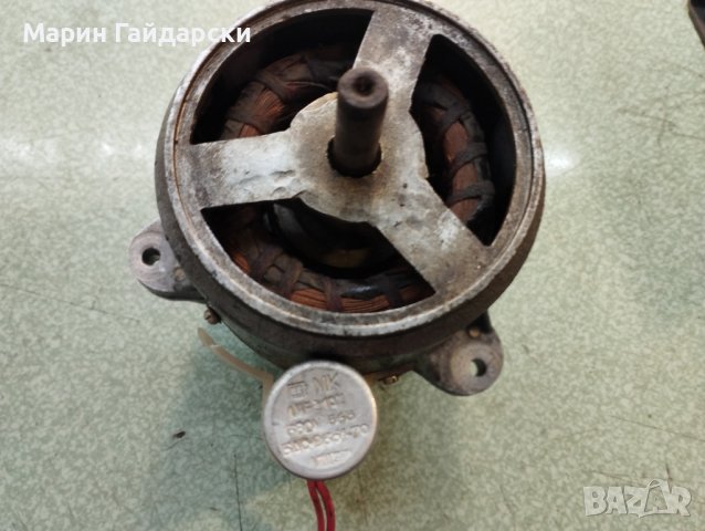 Продава различни двигатели на 12v и 220v, снимка 16 - Друга електроника - 39634270