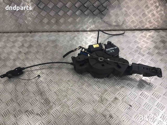 Задно ляво моторче врата Lancia Phedra,2003г.