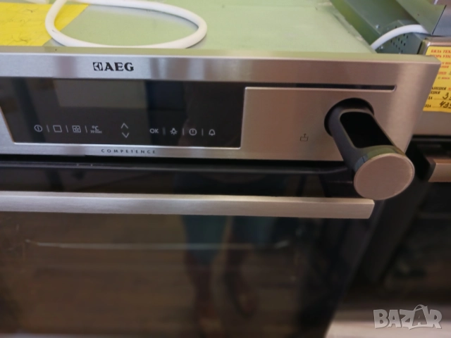 Фурна за вграждане с пара  AEG, снимка 3 - Печки, фурни - 51451818