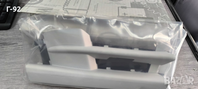 A1298800205/9999**NEU**MERCEDES-BENZ**R129 /2-3**РЕШЕТКА -КАПАЧЕ ЗА КУКАТА НА ТЕГЛЕНЕ**, снимка 3 - Части - 53076990