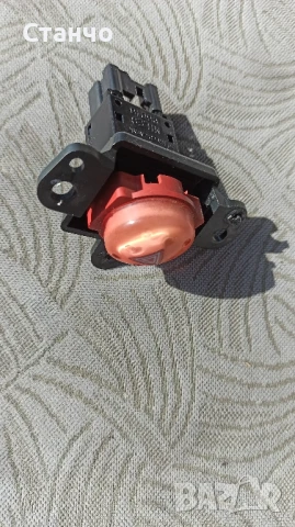 Волан в много добро състояние и други останали части за Нисан Алмера Тино / Nissan Almera Tino, снимка 8 - Аксесоари и консумативи - 50915884