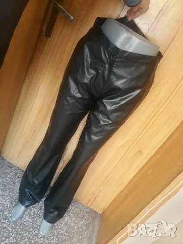 Черен еко кожен прав широк панталон ХЛ, снимка 5 - Панталони - 35089917