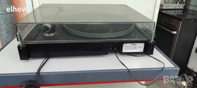 Грамофон Thorens TD 105 MK II, снимка 2 - Грамофони - 49791467