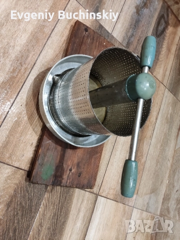 Преса за истискване на сок, снимка 2 - Сокоизстисквачки и цитрус преси - 52187835