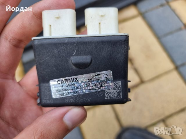 Задна броня за Porsche Panamera 971 с дифузьор, пластмаси и датчици Порше Панамера, снимка 7 - Части - 36771871