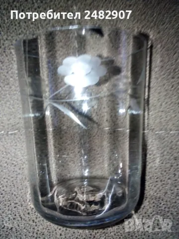 Стара стъклена чаша , снимка 2 - Антикварни и старинни предмети - 49502512