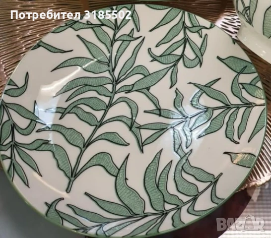 Порцеланова чиния с пластмасова поставка 19см, Листа 2, снимка 4 - Чинии - 51392421