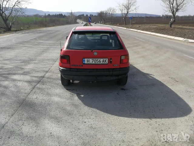 Продавам Опел Астра 1.6 моно бензин , снимка 2 - Автомобили и джипове - 49484634