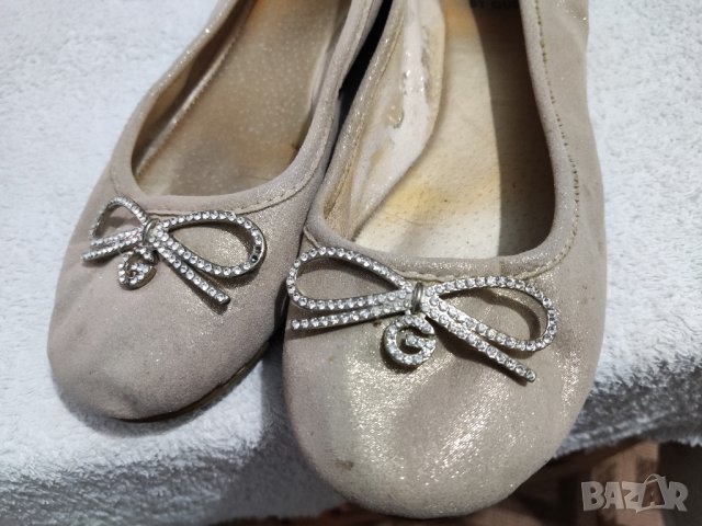 кожени балеринки Guess, снимка 2 - Дамски ежедневни обувки - 34982288