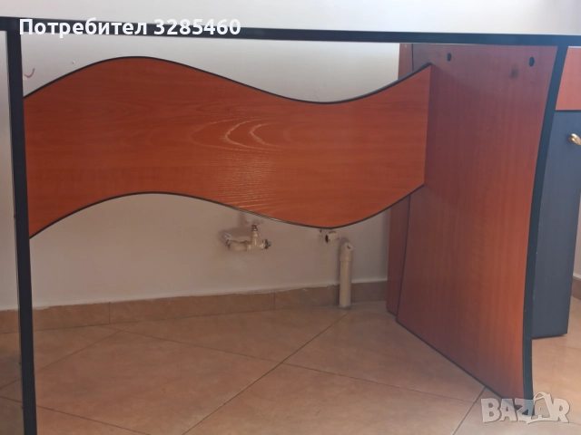 бюро цвят череша с негорима повърхност , снимка 5 - Бюра - 51862819