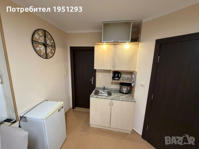 Продавам голямо студио в центъра на Слънчев бряг без такса подръжка, снимка 4 - Апартаменти - 53300909