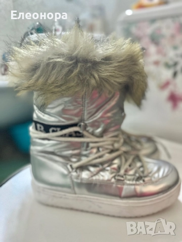 Страхотни ботушки обувани 1 път 