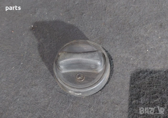 Капачка Резервоар Мерцедес Е класа W210 (H) - 1404700005, снимка 2 - Части - 51412223