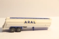 WIKING H0 1/87 ARAL ЦИСТЕРНА РЕМАРКЕ КАМИОН МОДЕЛ, снимка 4