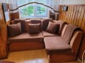 Ъглов кухненски диван и кръгла маса, снимка 1 - Дивани и мека мебел - 40707501
