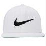 Шапка с козирка Nike Pro Classic, снимка 2