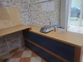 Продавам щанд с готварски дървен плот и витрина, снимка 5