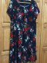 Красива рокля на цветя, лека еластичност, размер XXXL, без следи от употреба,, снимка 4