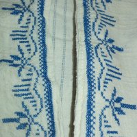 На вашето внимание - 100 годишна домашно тъкана дамска риза., снимка 2 - Антикварни и старинни предмети - 43493179