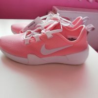 Нови оригинални маратонки Nike, снимка 1 - Маратонки - 27956117