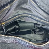 Черна чанта DKNY , снимка 9 - Чанти - 40448645