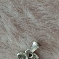 Малка сребърна висулка сърце, снимка 3 - Колиета, медальони, синджири - 43154689