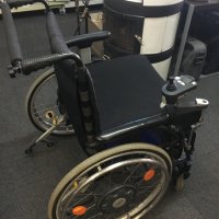 Електрическа инвалидна количка, снимка 2 - Инвалидни колички - 43982657