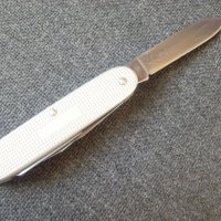 Швейцарско ножче нож victorinox войнишко military, снимка 7 - Ножове - 44015029