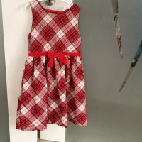 Рокля ,ефектна,клош,с кадифена панделка H&M за 8-9 г , снимка 8 - Детски рокли и поли - 43771717
