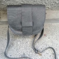 Нова чанта сива, снимка 1 - Чанти - 42976689
