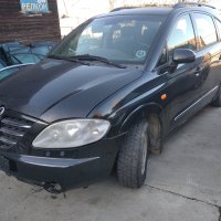 Ssang yong Rodius, 2.7 дизел, 4x4 ,цял , снимка 9 - Автомобили и джипове - 43270069