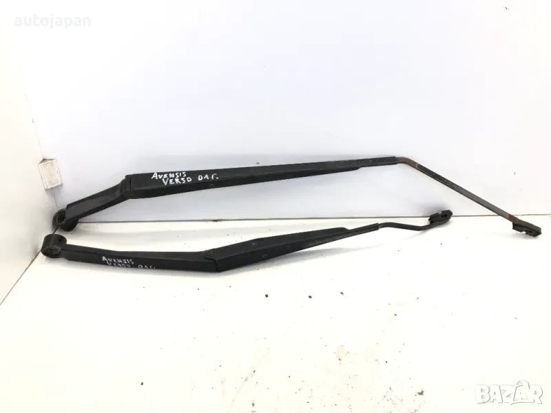 Рамена предни чистачки Toyota Avensis Verso 2.0 D 116hp 1CD  , снимка 1