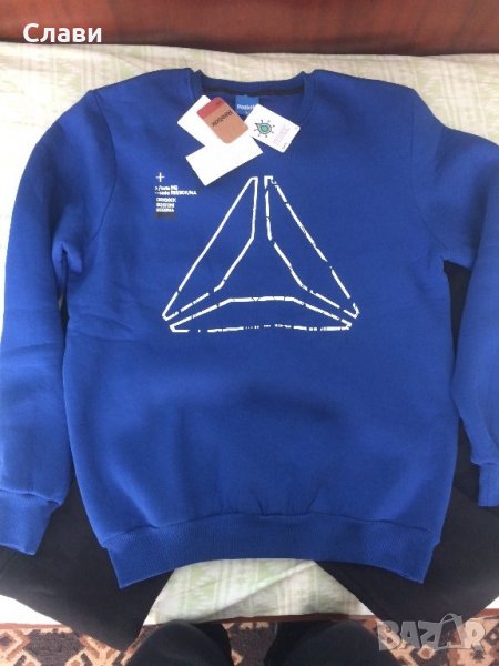 Продавам оригинален ватиран анцуг Reebok, снимка 1