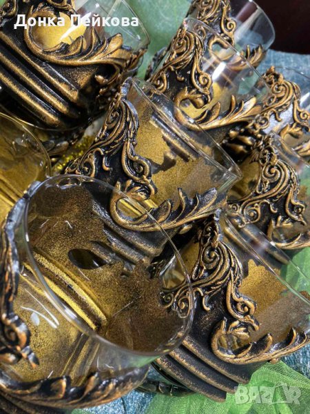 Сет за вино от 6 чаши и декантер в злато или сребро, снимка 1