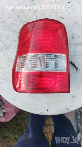 Ляв / десен стоп за Kia Carnival, снимка 1