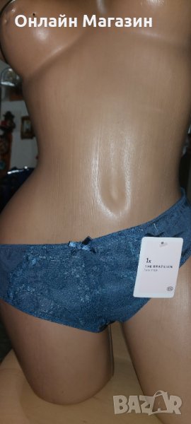 Бикина  TRIUMF го код78 42-44 л, снимка 1