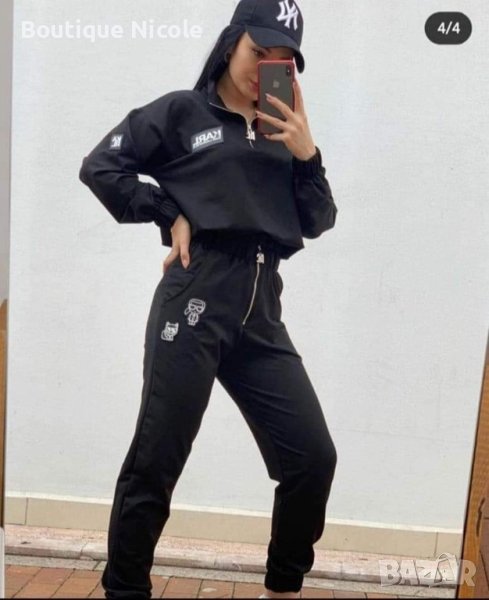 Дамски екип, снимка 1