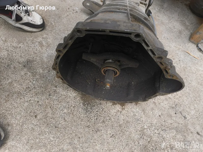 скорости за Мерцедес 124 бензин , снимка 1