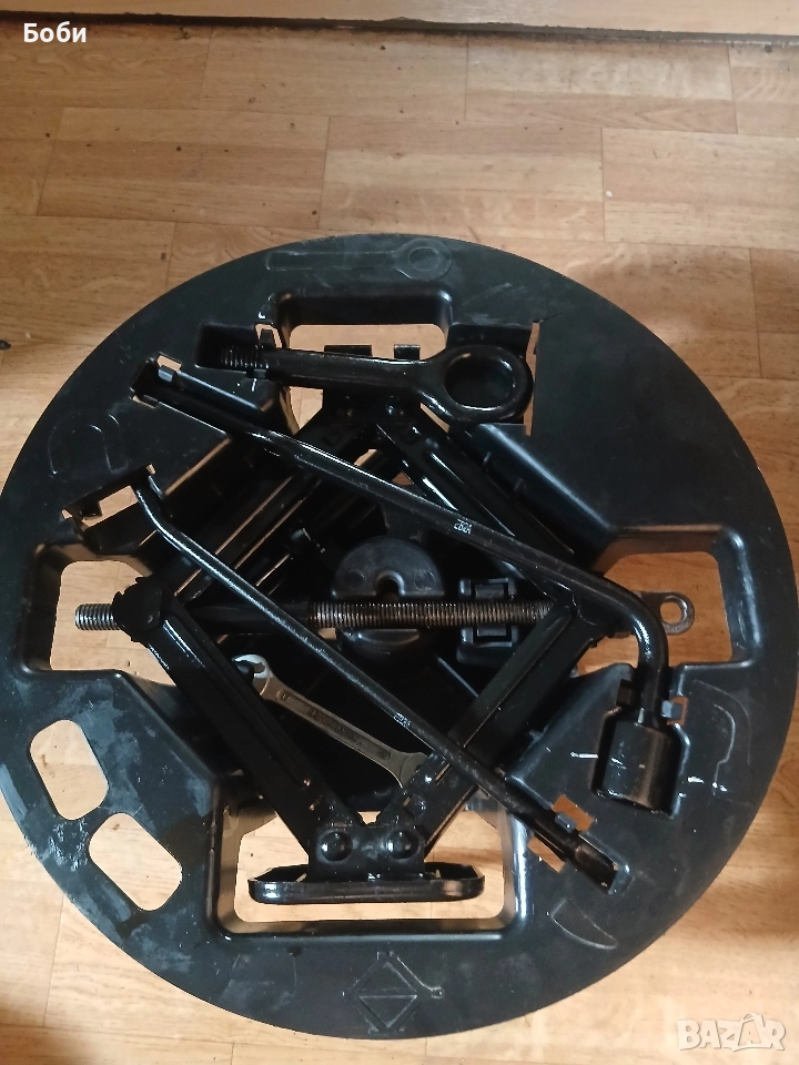 Органайзер с инструменти хюндай кия оем нов, снимка 1