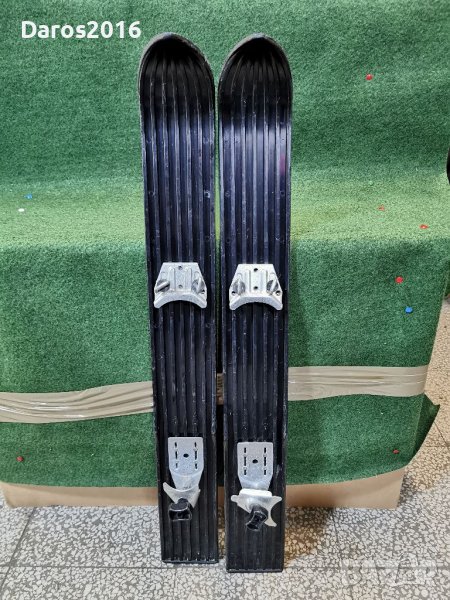 Пластмасови ски 83 см за всички дължини обувки, снимка 1