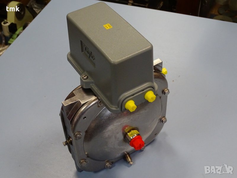 Трансмитер на налягане Taylor Pneumatic Transmitter, снимка 1