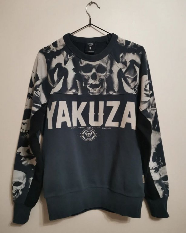Yakuza Clothing Sweatshirt. в Блузи в гр. Шумен - ID39215388 — Bazar.bg