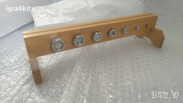 Монтесори метални гайки с болтове на дървена стойка, снимка 2 - Образователни игри - 28337906